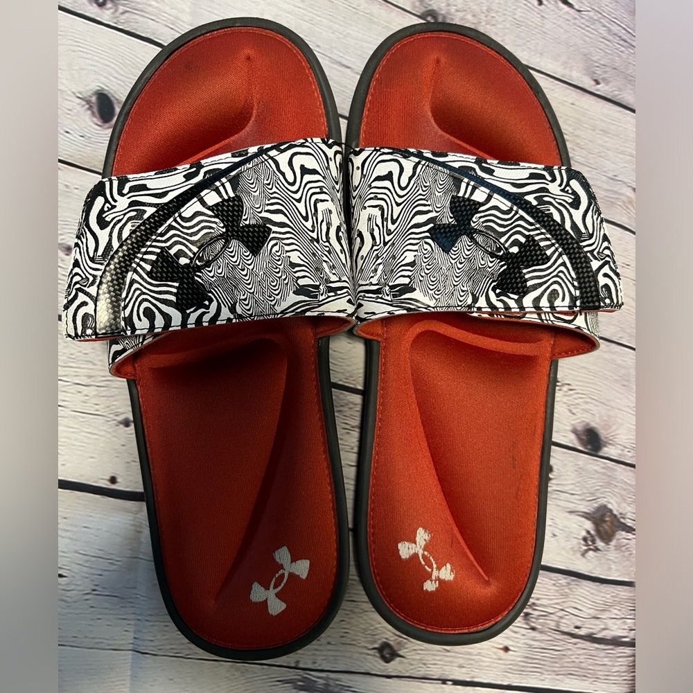 Under Armour slides Youth 10